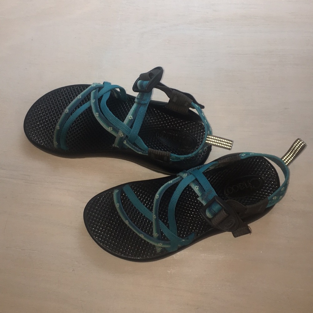 double strap chachos